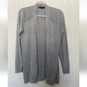 NWOT Love Ellie Size Medium Gray Open Front Cardigan Stitch Fix